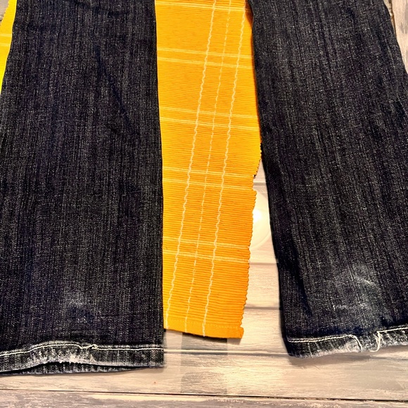 Jeans - Picture 3 of 5